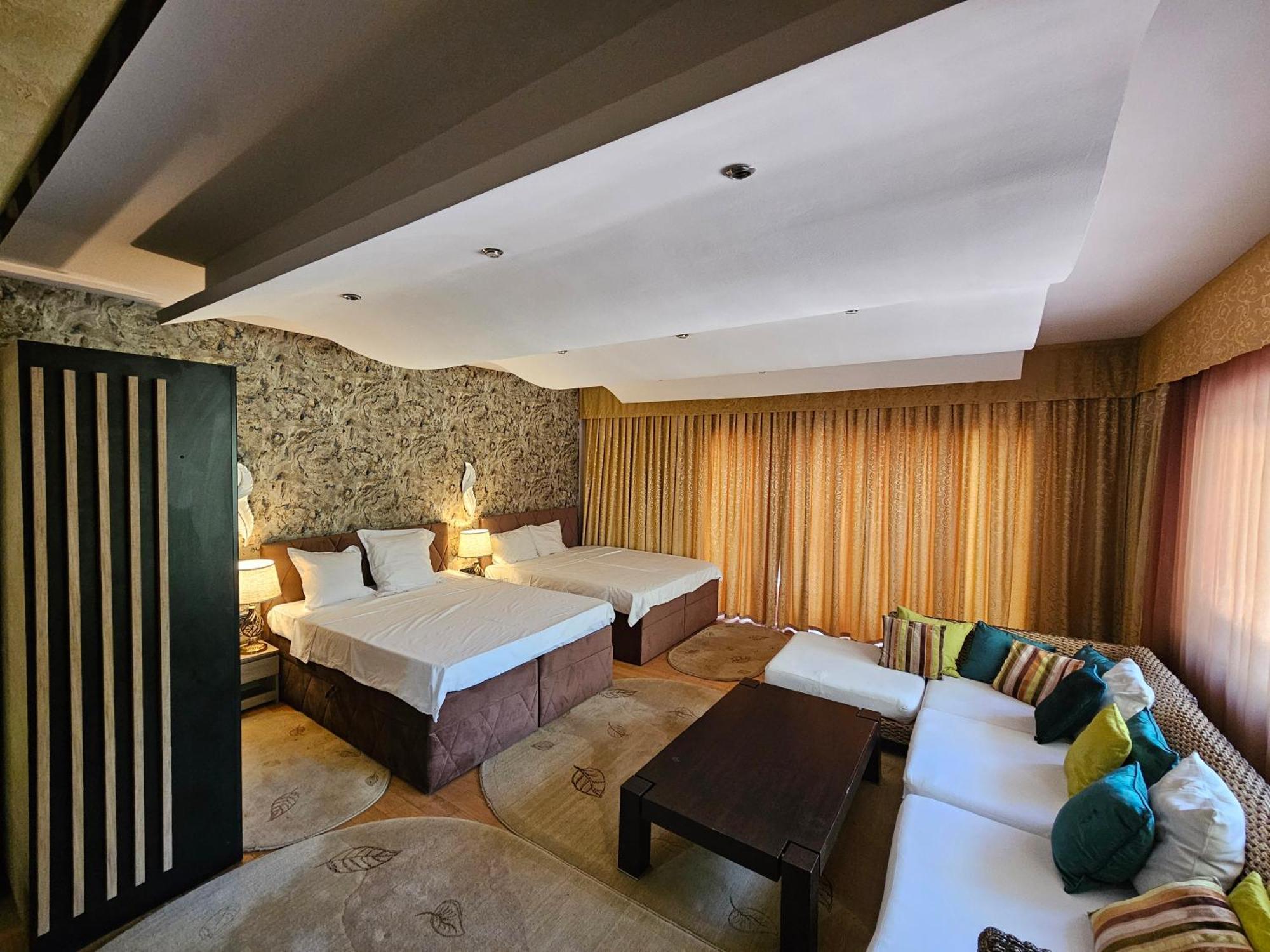 Simple Villa Rooms National Arena Self Check In Bucareste Exterior foto