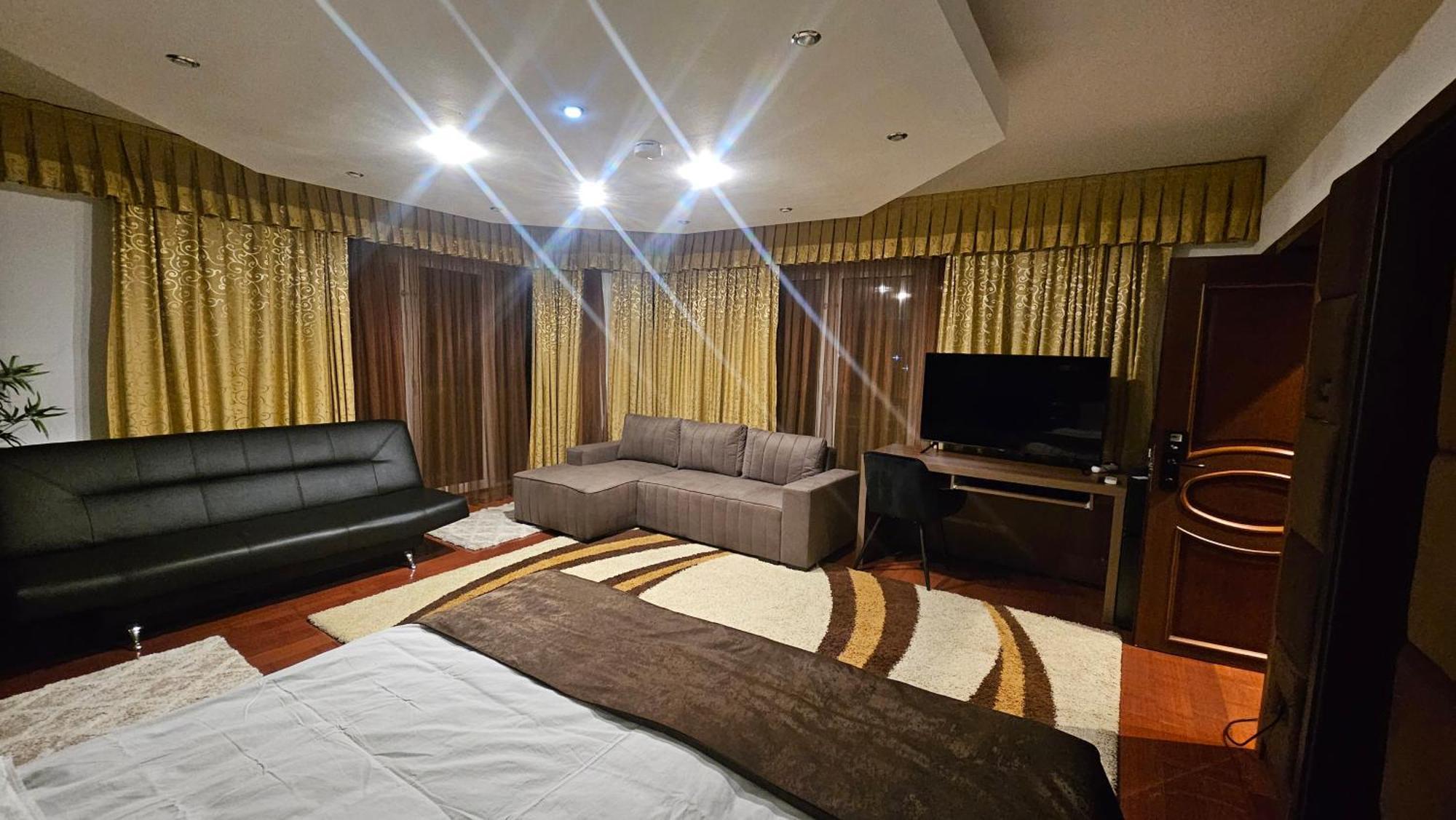 Simple Villa Rooms National Arena Self Check In Bucareste Exterior foto